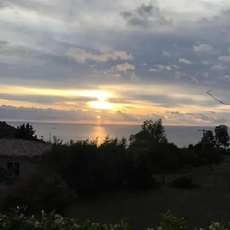 F3 80m², Vue Sur Mer. Arrivee Possible En Semaine Calcatoggio (Corsica)